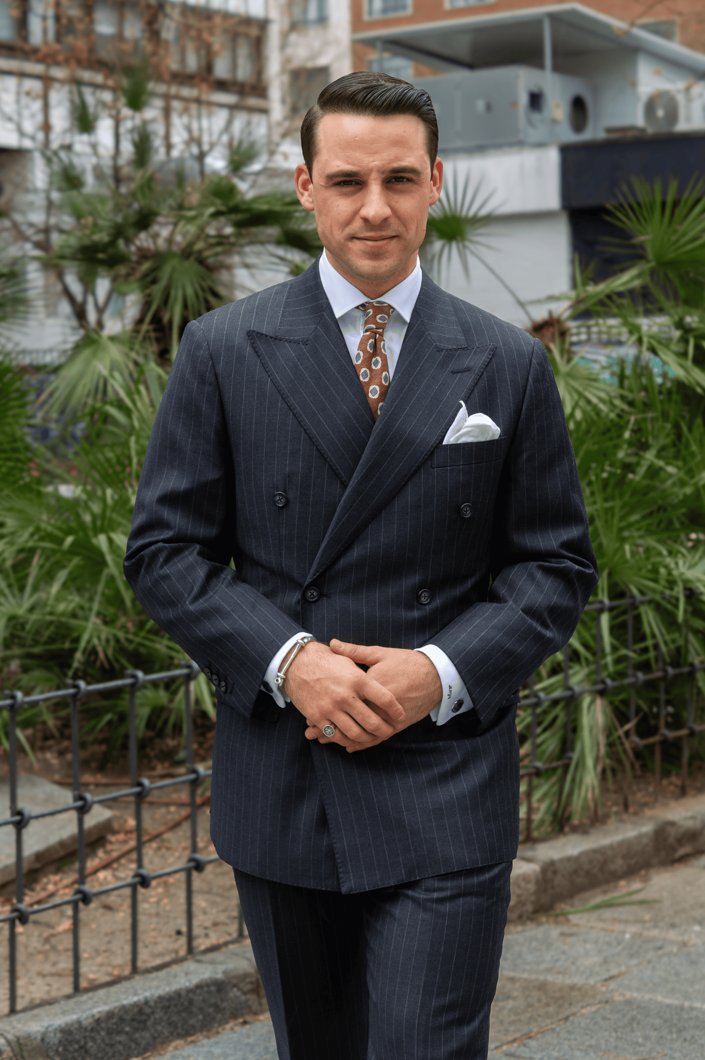 TRAJE CRUZADO RAYA DIPLOMÁTICA VITALE BARBERIS