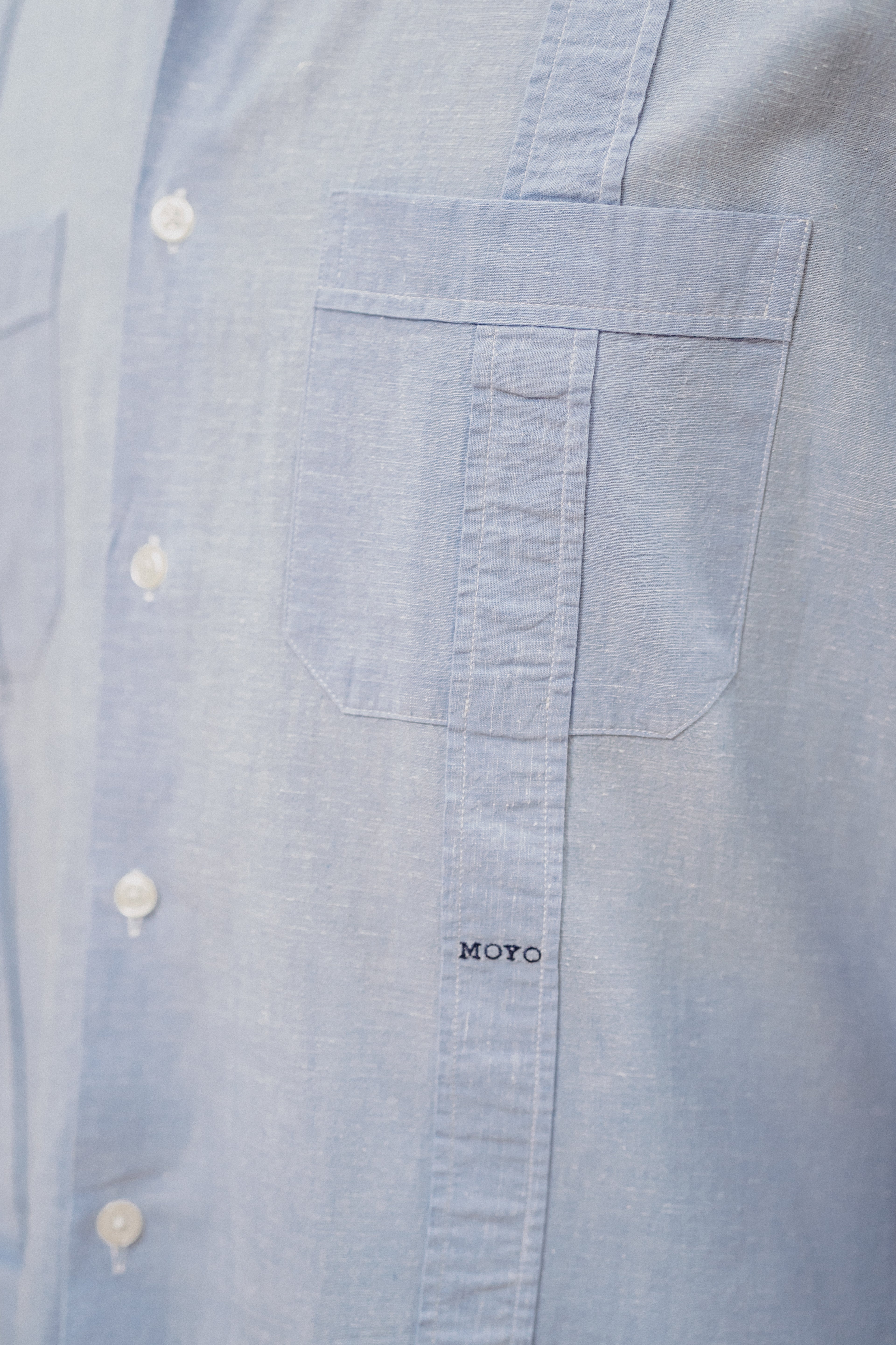 Guayabera Cubana Celeste en Lino y Algodón