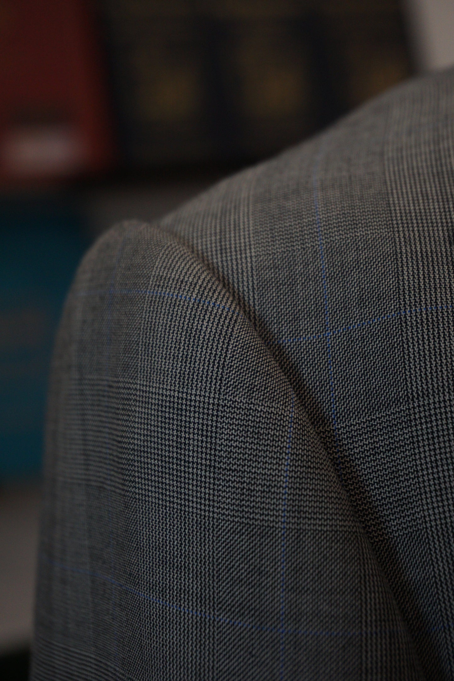 TRAJE PRÍNCIPE DE GALES REDA