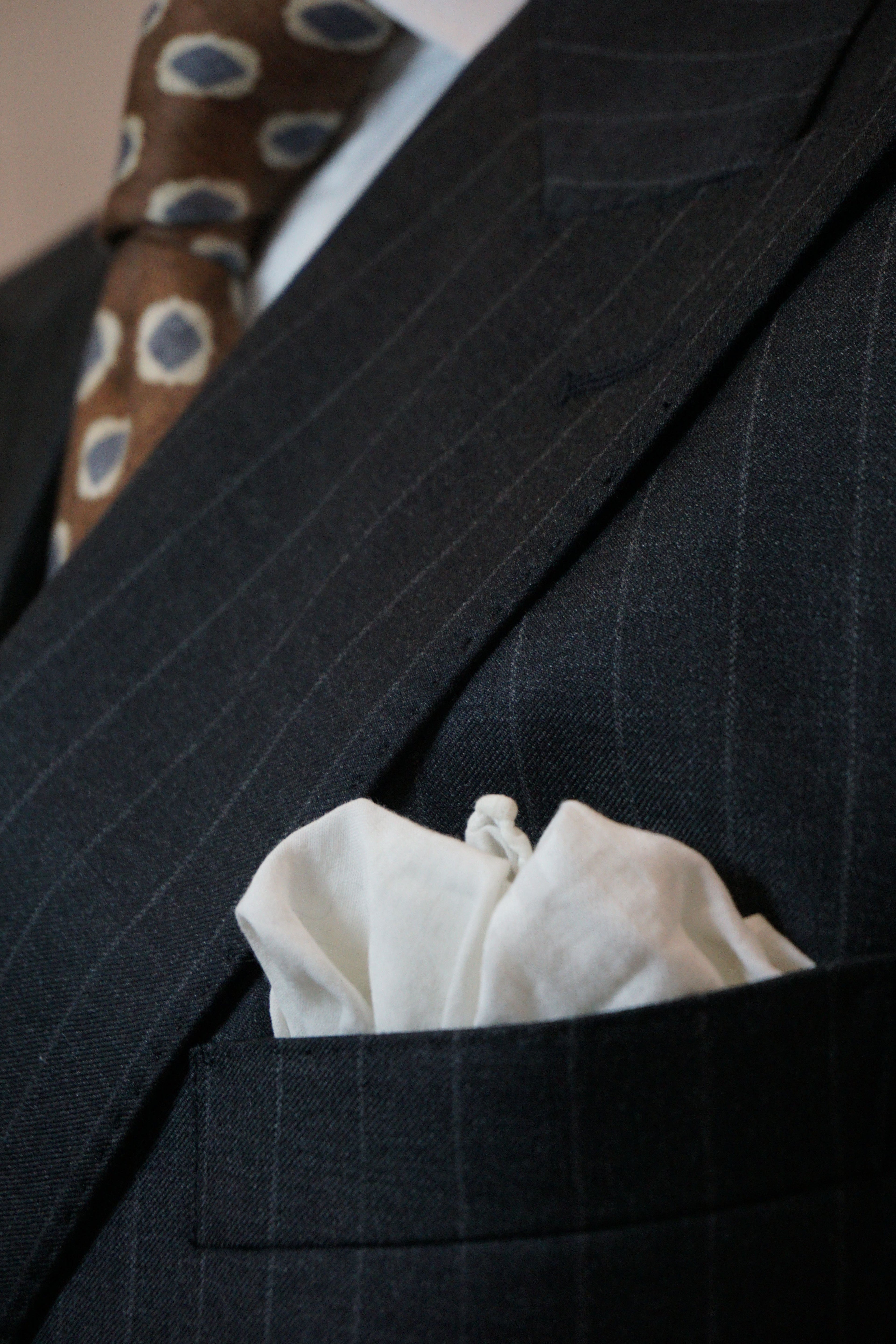 TRAJE CRUZADO RAYA DIPLOMÁTICA VITALE BARBERIS