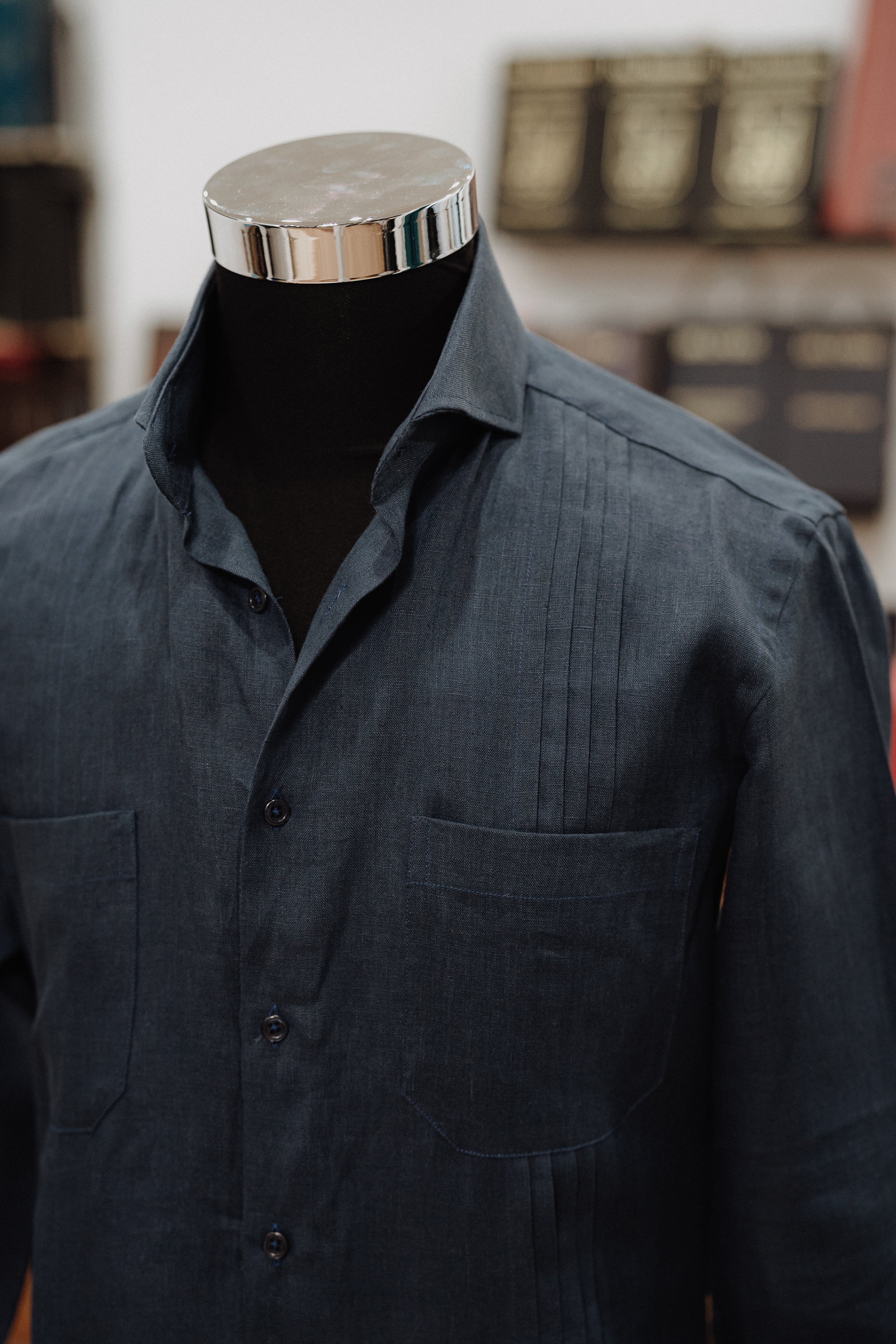 Guayabera Azul Marino en Lino