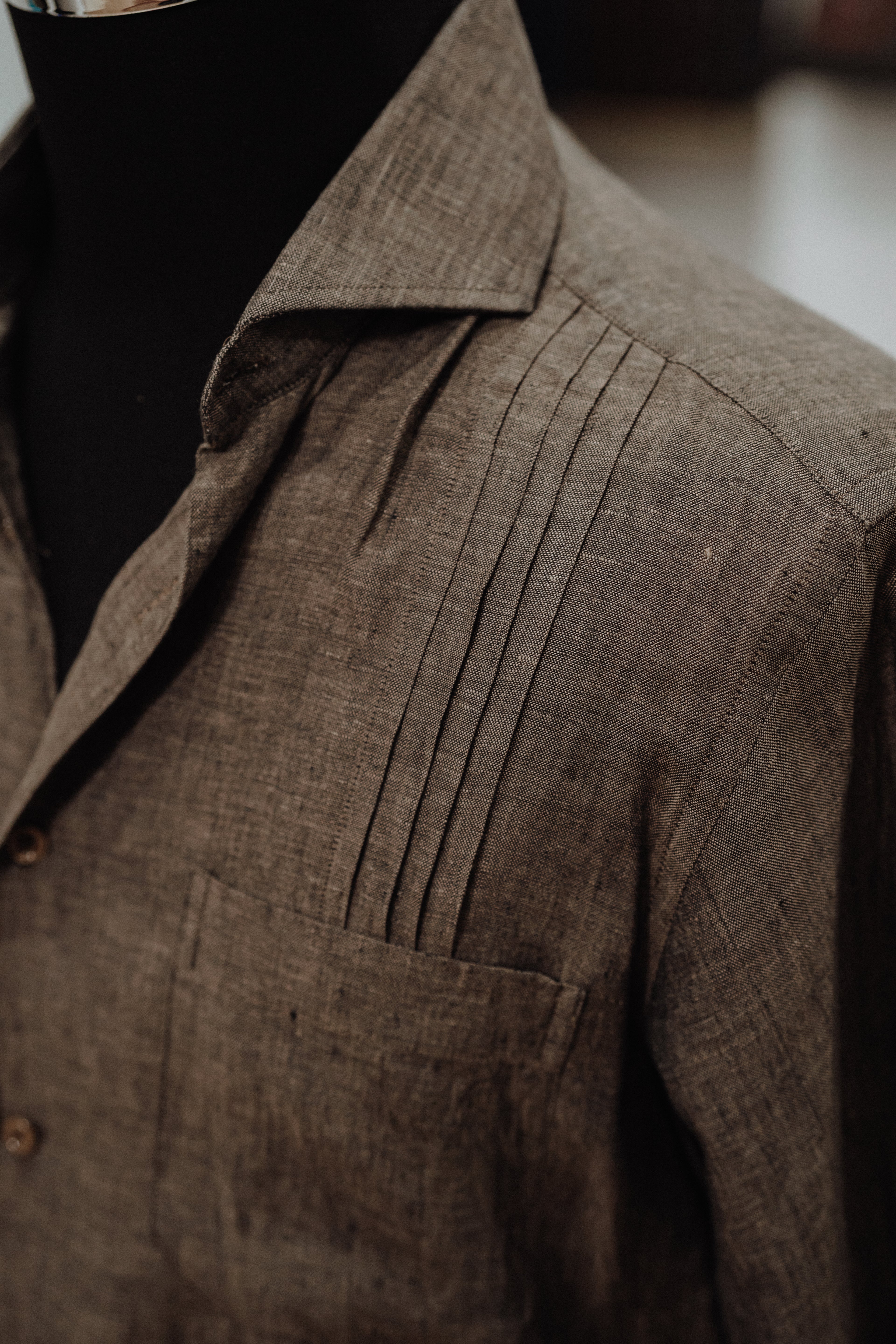 Guayabera Chocolate en Lino
