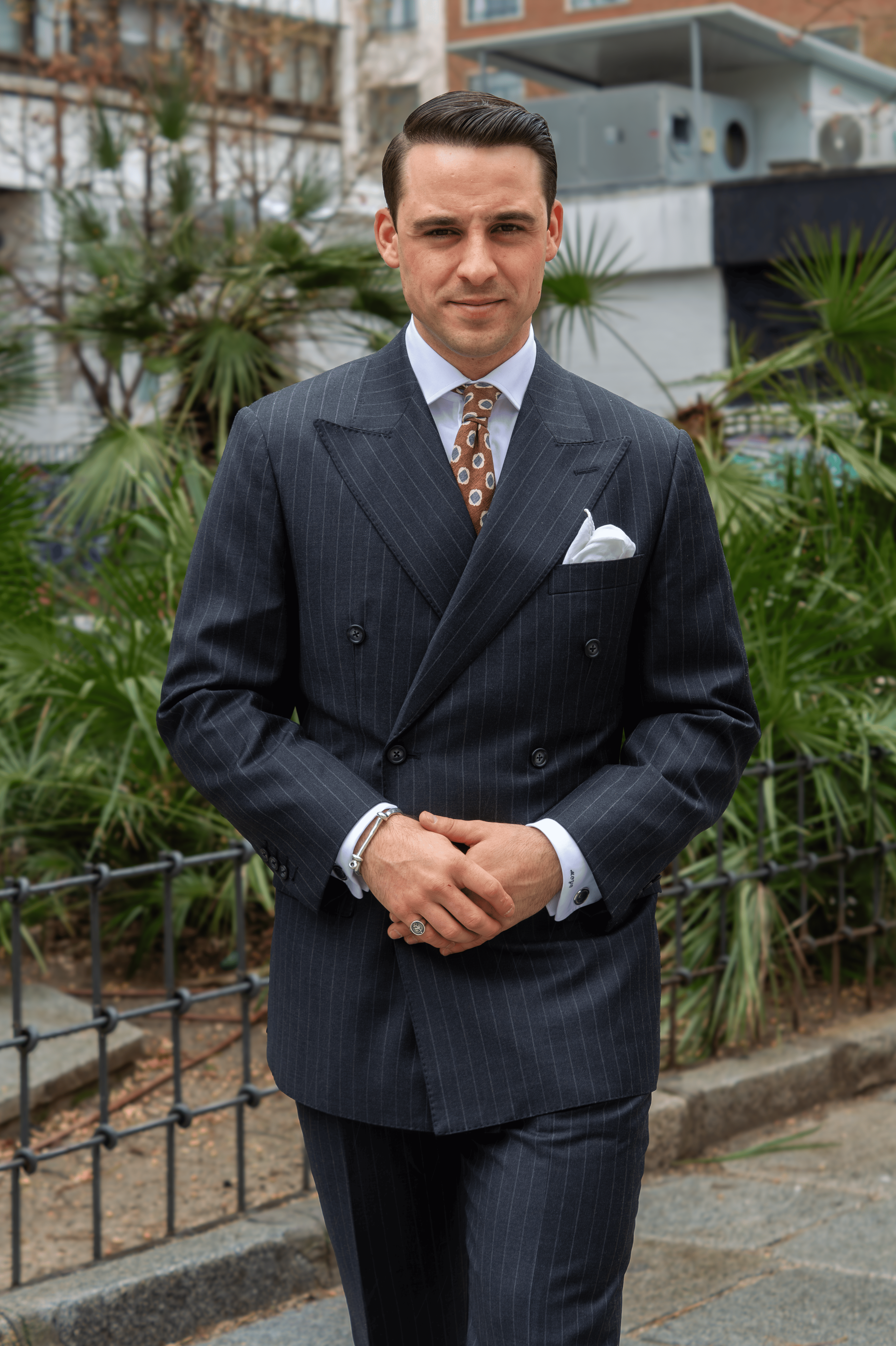 TRAJE CRUZADO RAYA DIPLOMÁTICA VITALE BARBERIS