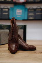 BOTA CUERO MARRÓN