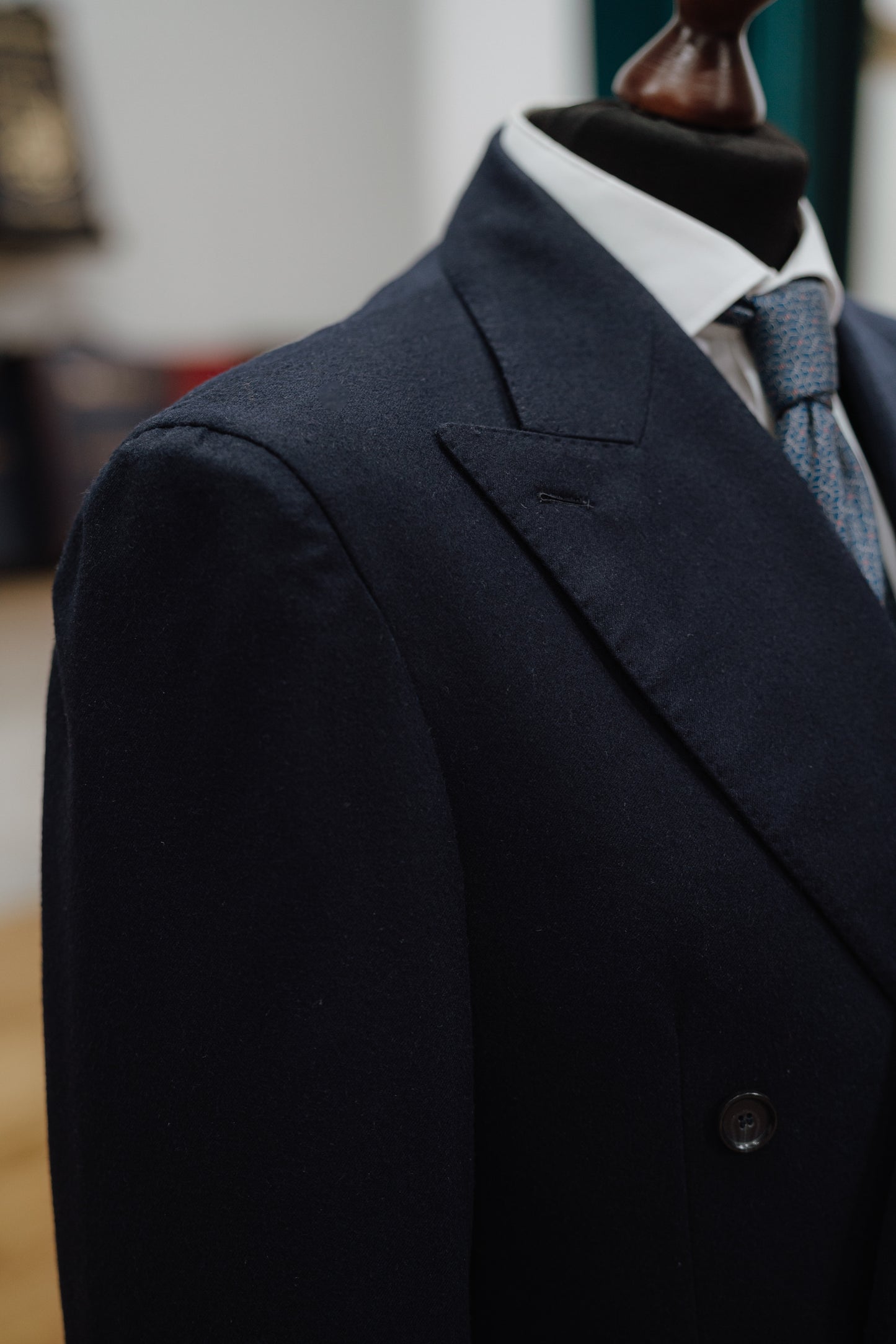 ABRIGO AZUL MARINO CRUZADO