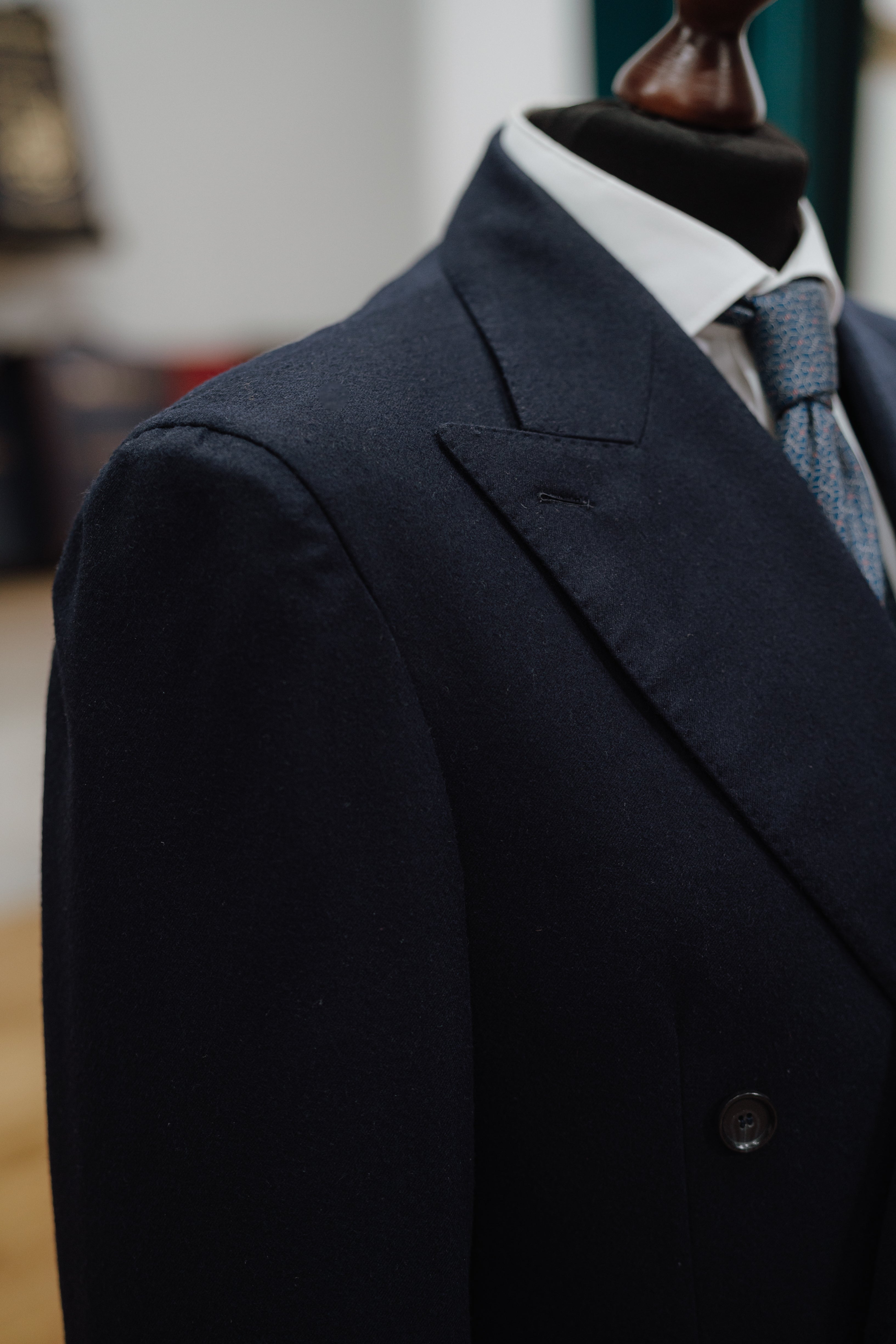 ABRIGO AZUL MARINO CRUZADO