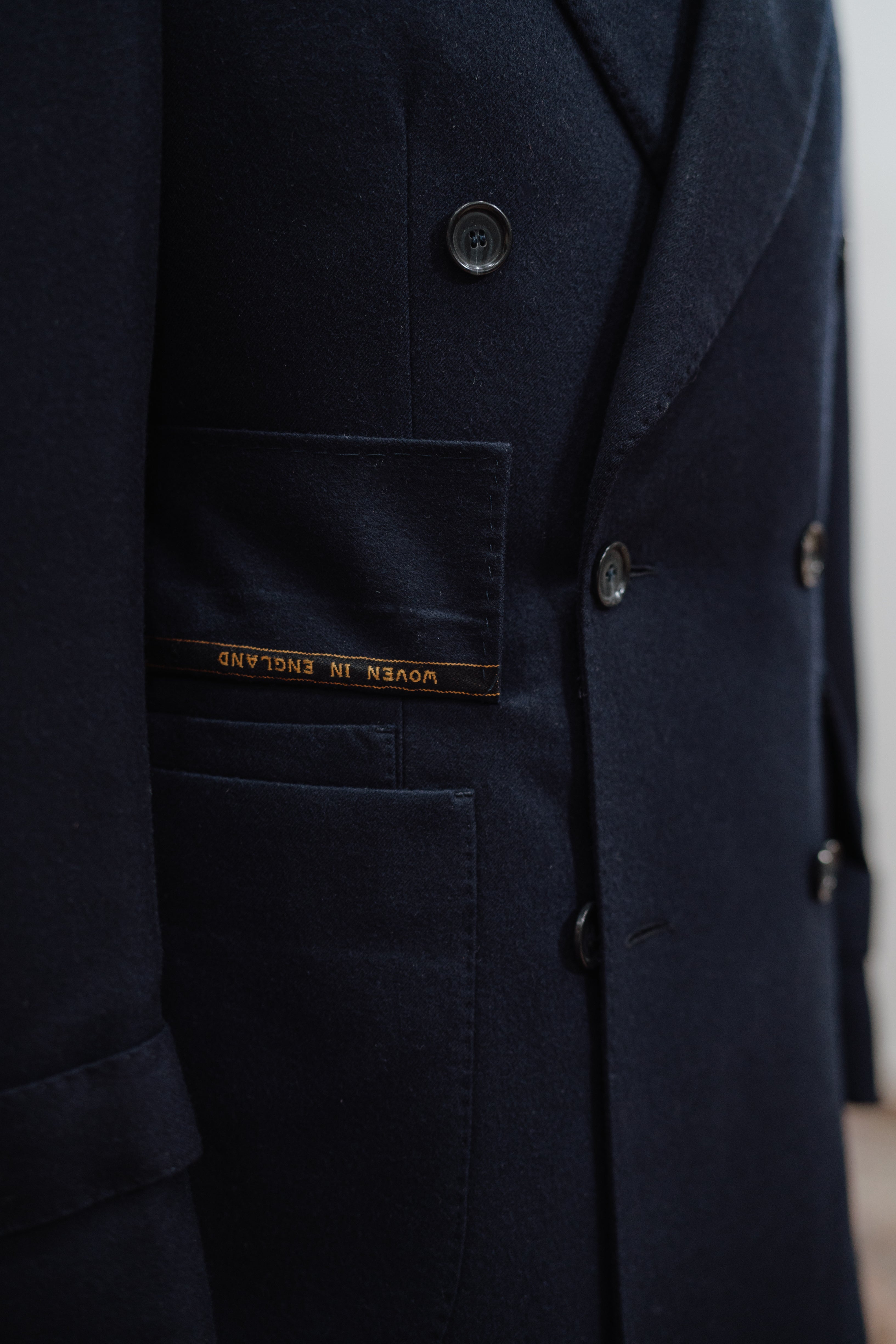 ABRIGO AZUL MARINO CRUZADO